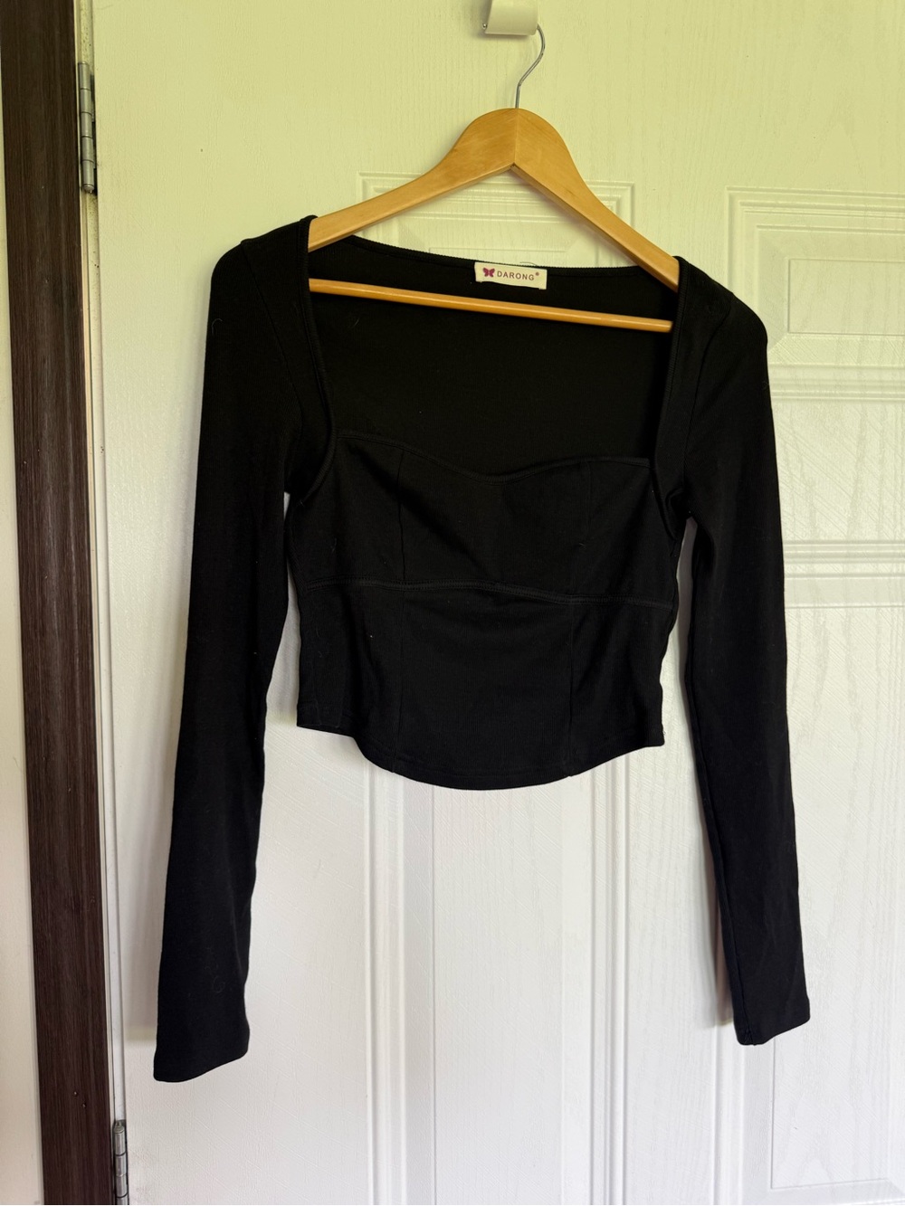 2 for $15 sale: Darong black long sleeve cropped corset top - M